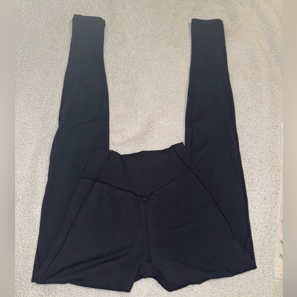 LIKE NEW YoungLA W268 ELEVATE LEGGINGS - Picture 7 of 13